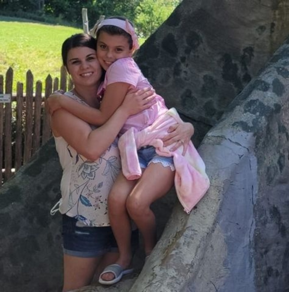 Meet your Posher, Caitlin